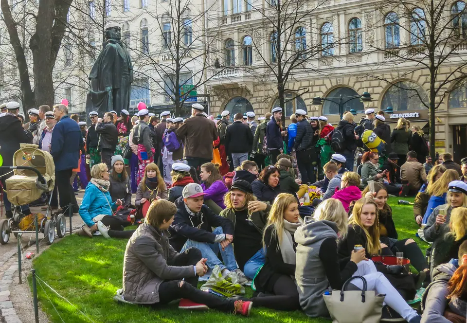 Crowds in student caps gather on Vappu eve in Helsinki, 2016